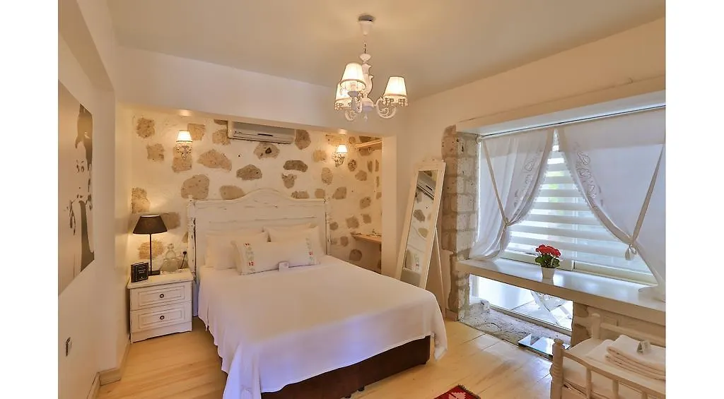 My Stone Home Hotel - Special Category Cesme Inn